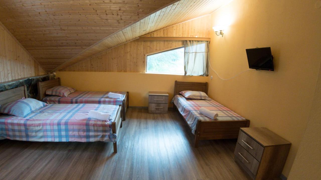 Hotel Eco House In บาคูเรียนี ภายนอก รูปภาพ