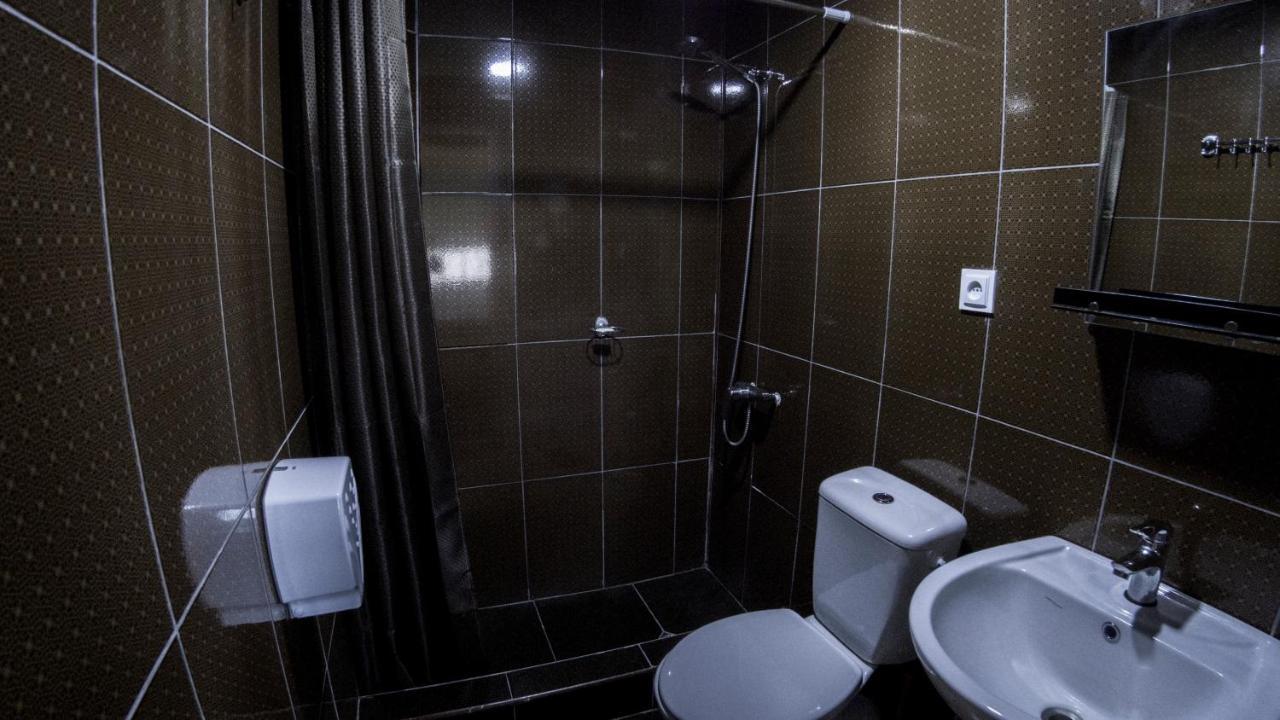 Hotel Eco House In บาคูเรียนี ภายนอก รูปภาพ