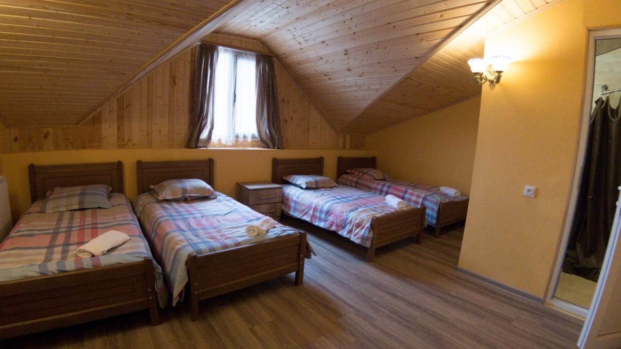 Hotel Eco House In บาคูเรียนี ภายนอก รูปภาพ